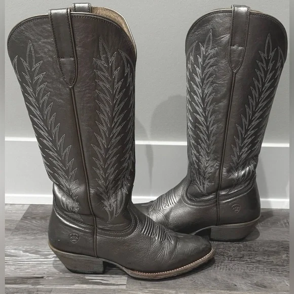 Women's Metallic Silver Ariat Cowboy Boots Size 9 - Picture 2 of 3